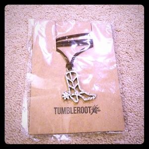 NWT boot necklace